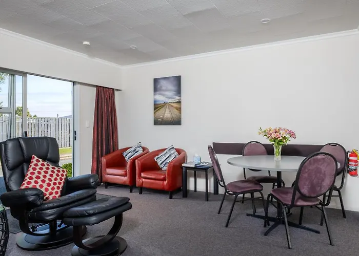 Esplanade Motels