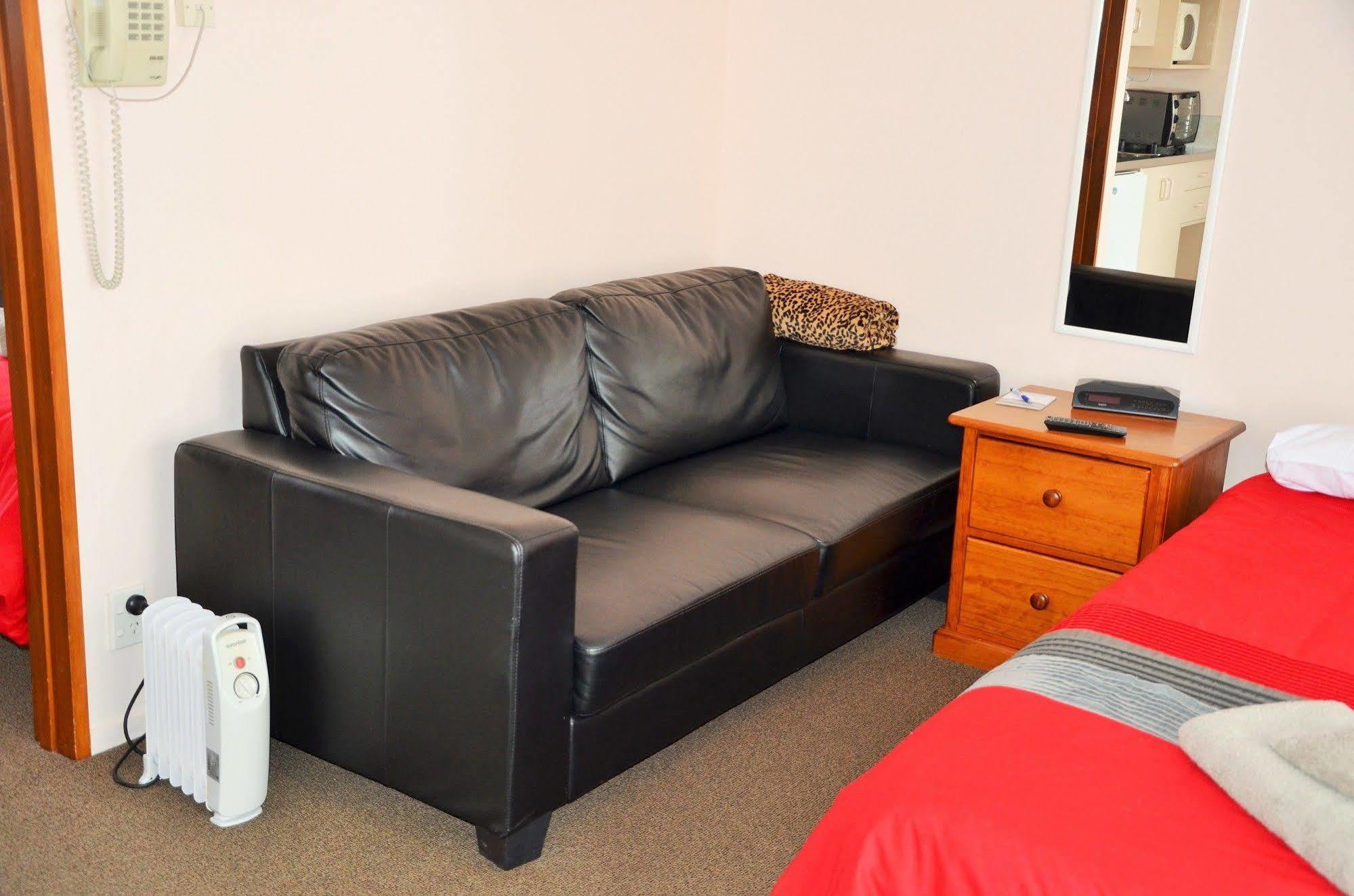 Esplanade Motel 3*
